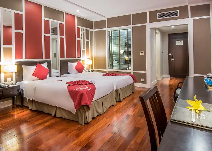Hotel Royal Lotus 4*