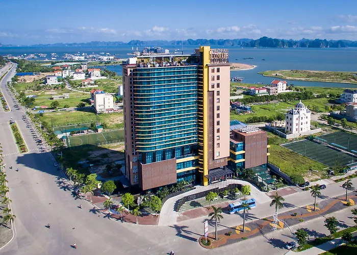 Hotel Royal Lotus 4*