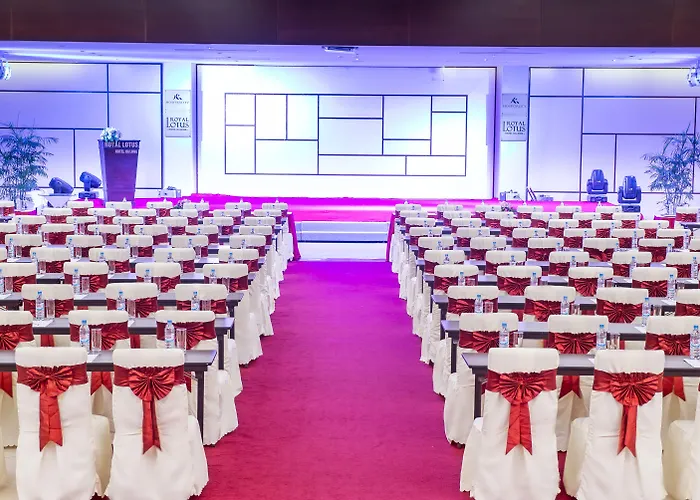 Royal Lotus Hotel 4*