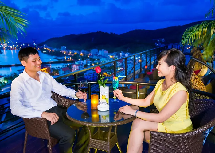 Royal Lotus Hotel 4*